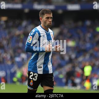 Sabadell, Barcelone, Espagne. 20th mars 2022. Barcelone Espagne 20.03.2022 Adrian Embarba (Espanyol Barcelone) regarde pendant la Liga Santander entre Espanyol et RCD Mallorca au stade RCDE le 20 mars 2022 à Barcelone. (Image de crédit : © Xavi Urgeles/ZUMA Press Wire) Banque D'Images