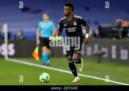 Madrid, Espagne. 20th mars 2022. Vinicius Jr du Real Madrid lors du match de la Liga entre le Real Madrid et le FC Barcelone, joué au stade Santiago Bernabeu le 20 mars 2022 à Madrid, Espagne. (Photo de Rubn Albarr‡n / PRESSINPHOTO) Credit: PRESSINPHOTO SPORTS AGENCY/Alay Live News Banque D'Images