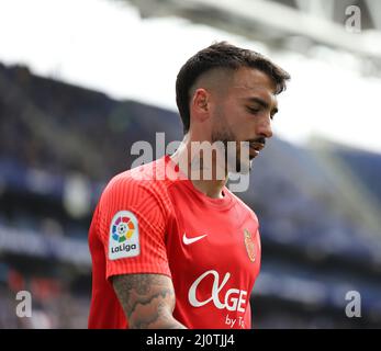 Sabadell, Barcelone, Espagne. 20th mars 2022. Barcelone Espagne 20.03.2022 Antonio Sanchez (RCD Mallorca) regarde pendant la Liga Santander entre Espanyol et RCD Mallorca au stade RCDE le 20 mars 2022 à Barcelone. (Image de crédit : © Xavi Urgeles/ZUMA Press Wire) Banque D'Images