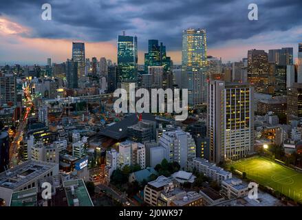 ARK Hills vu de la Tour de Tokyo le soir. Tokyo. Japon Banque D'Images