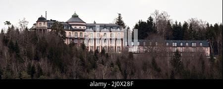 PRODUCTION - 20 février 2022, Bade-Wurtemberg, Bühl: Photographie extérieure du Schlosshotel Bühlerhöhe. (À dpa 'Château, Château dans l'air, Belle au sommeil: Deux monuments dans l'incertitude') photo: Uli Deck/dpa Banque D'Images