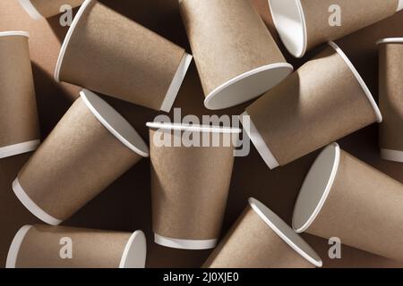 Vue de dessus des tasses en carton Coffee Go. Concept de photo de haute qualité Banque D'Images