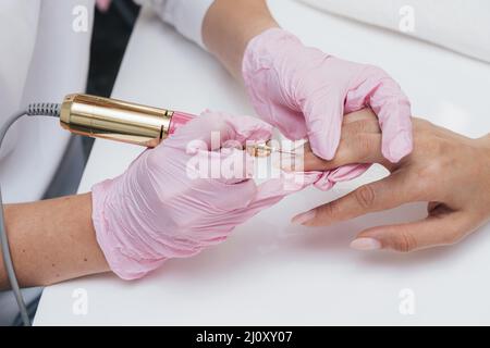 Soins d'hygiène des ongles vue en hauteur. Photo de haute qualité Banque D'Images