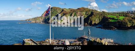 ILFRACOMBE, DEVON/UK - OCTOBRE 19 : vue de la Verité de Damien Hirst au port d'Ilfracombe à Devon le 19 octobre 2013. Non identifi Banque D'Images