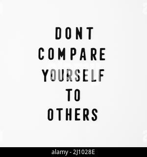 Texte de motivation sur fond blanc Banque D'Images