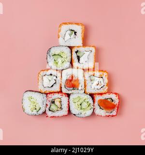 Vue sur le dessus de l'arrangement japonais sushi Banque D'Images