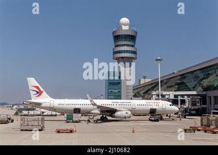 Séoul, Corée du Sud. 24th mai 2018. Un avion de China Eastern Airlines sur le tarmac à l'aéroport international d'Incheon (ICN) le 24 mai 2017 en Chine. Banque D'Images