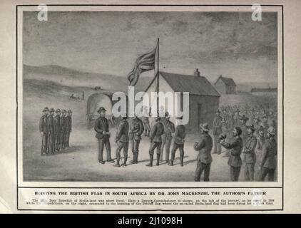 Hissage du drapeau britannique en Afrique du Sud 1884 par le Dr. JNO. Mackenzie, le père de l'auteur. Frontispiece Photographie noir et blanc du livre ' Afrique du Sud; son histoire, ses héros et ses guerres ' par William Douglas Mackenzie, et Alfred Stead, éditeur Chicago, Philadelphie : Monarch Book Company en 1890 Banque D'Images