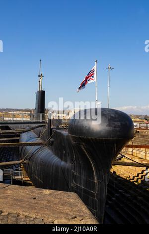 HMS Ocelot. Sous-marin de classe Oberon de la Royal Navy, construit à Chatham et lancé en 1962. Chantier naval historique de Chatham. Kent, Angleterre Banque D'Images