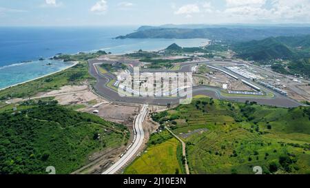 Vue aérienne du circuit de la mandalika. Le circuit international de mandalika en Indonésie. Lombok (Indonésie), le 22 mars 2022 Banque D'Images