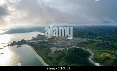 Vue aérienne du circuit de la mandalika. Le circuit international de mandalika en Indonésie. Lombok (Indonésie), le 22 mars 2022 Banque D'Images