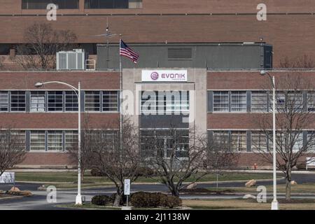 Lafayette - Circa Mars 2022: Evonik Industries usine de fabrication de laboratoires Tippecanoe. Evonik produit des produits chimiques de spécialité et de santé animale p Banque D'Images