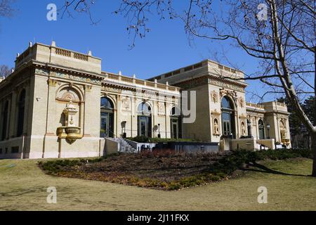 Maison du Millénaire (Millenium Háza), Millenniumshaus, Parc de la ville (Városliget), District XIV, Budapest, Hongrie, Magyarország, Europe Banque D'Images