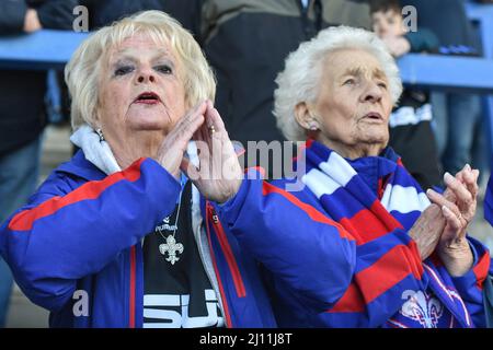 Warrington, Angleterre - 19th mars 2022 - Wakefield Trinity fans. Rugby League Betfred Super League Round 6 Warrington Wolves vs Wakefield Trinity au Halliwell Jones Stadium, Warrington, Royaume-Uni Dean Williams Banque D'Images