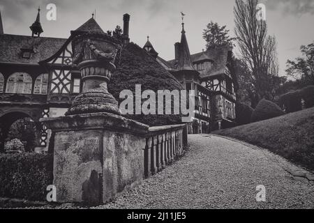 Château historique de conte de fées de Rauischholzhausen en allemagne Banque D'Images