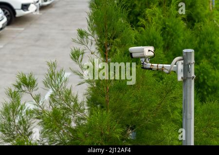 L'utilisation de caméras de vidéosurveillance pour surveiller les conditions environnementales afin de contrôler la sécurité, le développement de la technologie de sécurité Banque D'Images