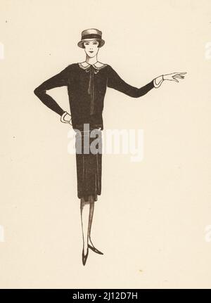 Femme à la mode dans un ensemble boyish flapper de chapeau et de robe, 1923. La Garconne, après un croquis de la designer Madame Premet. Toilette de ville, 1923. Lithographie de Marcel Bry après Prémet du Costume de la Révolution a nos jours de Raymonde See, Éditions de la Gazette des Beaux-Arts, Paris, 1929. Banque D'Images