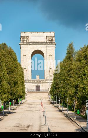 Asiago, Mémorial de la première Guerre mondiale, cimetière, ossuaire et monument aux soldats morts appelé Saclario del Leiten, 1936. Vicenza, Vénétie, Italie. Banque D'Images