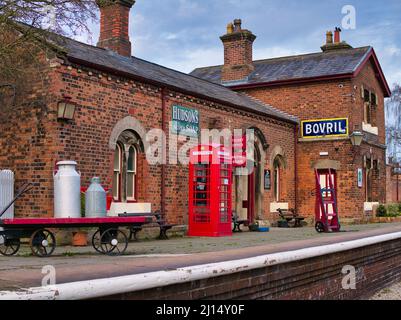 Gare de Hadlow Road à Wirral, Angleterre, Royaume-Uni. Maintenant, un musée du patrimoine classé de 2 e année restauré pour ressembler à la station quand il est fermé Banque D'Images