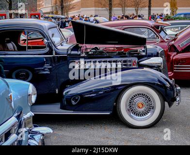 Classique V8 de Cadillac Banque D'Images