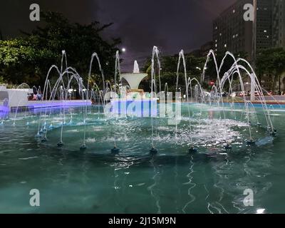 Santos, Sao Paulo, Brésil. 22nd mars 2022. (INT) Santos a sa première place dans le domaine de l'assainissement de base au Brésil à l'occasion de la Journée mondiale de l'eau. 22 mars 2022, Santos, Sao Paulo, Brésil : vue sur la plage d'Aparecida, à Santos, sur la côte sud de Sao Paulo, le mardi (22), Journée mondiale de l'eau. Selon une étude de l'Institut Trata Brasil, Santos se classait en première position dans le domaine de l'assainissement de base au Brésil. (Credit image: © Luigi Bongiovanni/TheNEWS2 via ZUMA Press Wire) Banque D'Images