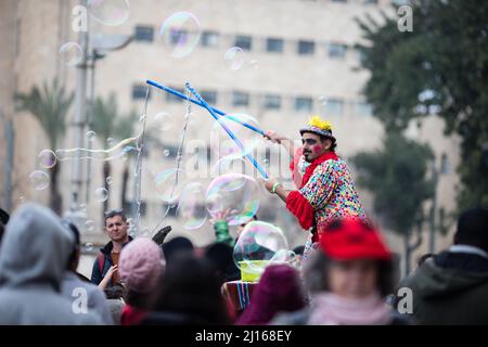 Célébrations du Festival de Purim 2022 à Jérusalem, Israël. Banque D'Images