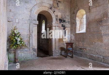 Bradford-on-Avon, Angelsächsische Dorfkirche St. Lawrence, Innenraum, Blick zur Chornische , St., Sankt, Saint , St. Sankt, Saint Banque D'Images