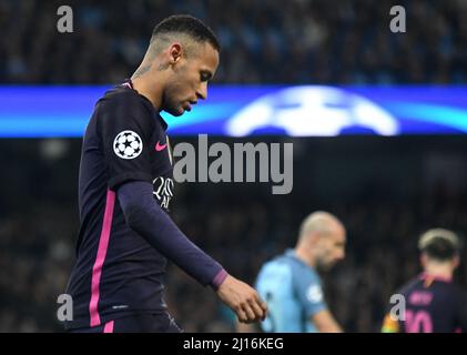 MANCHESTER, ANGLETERRE - 1 NOVEMBRE 2016 : Neymar Jr. De Barcelone photographié pendant le match du groupe C de la Ligue des champions de l'UEFA entre Manchester City et le FC Barcelone au stade de la ville de Manchester. Copyright: Cosmin Iftode/Picstaff Banque D'Images