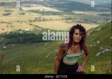 Gros plan portrait d'une femme en randonnée Banque D'Images