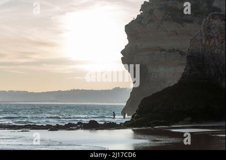 Praia dos Tres Irmaos, paysage rocheux sur la plage, Alvor, Algarve, Portugal, Europe Banque D'Images