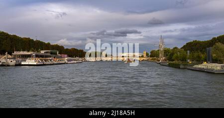 Pont Alexandre III sur la Seine à Paris Banque D'Images