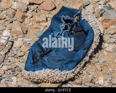 Patin à semelle de moquette utilisé par un contrebandier ou un immigrant illégal pour qu'ils ne laissent pas de traces, piste de la mine de Milton, monument national de Organ Pipe Cactus. Banque D'Images