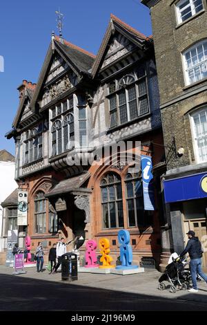 The Beaney Institute High Street Canterbury Kent Banque D'Images