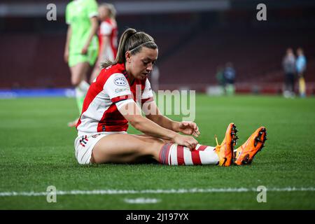 Londres, Royaume-Uni. 23rd mars 2022.Katie McCabe d'Arsenal Women lors du match de finale de la Ligue des champions des femmes de l'UEFA entre Arsenal et VFL Wolfsburg au stade Emirates, Londres, le mercredi 23rd mars 2022. (Credit: Tom West | MI News) Credit: MI News & Sport /Alay Live News Banque D'Images