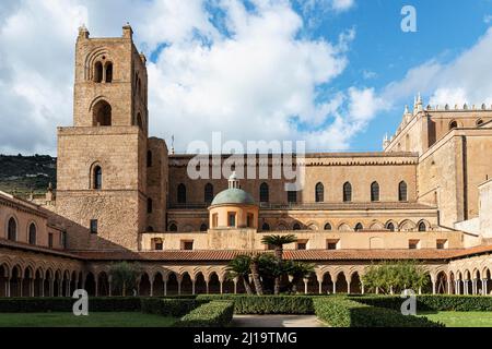 Cathédrale de Monreale, Duomo di Monreale, près de Palerme, Sicile, Italie Banque D'Images