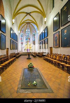 Vue intérieure, tombe de Johann Sebastian Bach, Thomaskirche, Thomaskirchhof, Leipzig, Saxe, Allemagne Banque D'Images