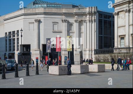 Extérieur de l'aile Sainsbury de la Galerie nationale. St Martin Street, Londres, Angleterre, Royaume-Uni. Banque D'Images