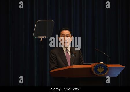 Tokyo, Japon. 16th mars 2022. Le Premier ministre japonais Kishida Fumio lors de sa conférence de presse à Tokyo. Crédit : SOPA Images Limited/Alamy Live News Banque D'Images