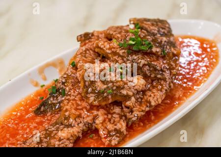 Un plat de Guangxi croustillant, doux et aigre, un poisson au vin doux et aigre Banque D'Images