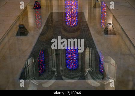 TOMBE DE LA REINE MATILDA (MATILDA DE FLANDRE, DUCHESSE DE NORMANDIE ET ÉPOUSE DE GUILLAUME LE CONQUÉRANT), ABBAYE AUX DAMES, CAEN, CALVADOS, NORMANDIE, FRANCE Banque D'Images