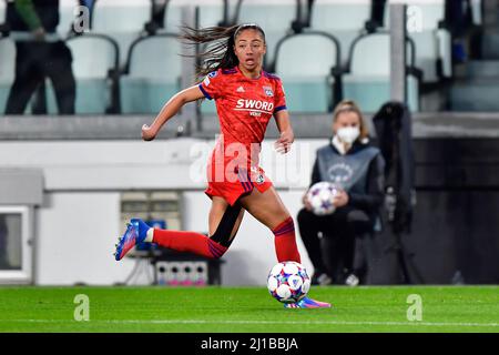 Turin, Italie. 23rd mars 2022. Selma Bacha (4) de l'Olympique Lyon vu lors du match de l'UEFA Women's Champions League entre Juventus et l'Olympique Lyon au stade Juventus de Turin. (Crédit photo : Gonzales photo/Alamy Live News Banque D'Images