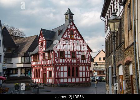 Rhens, Allemagne 20 mars 2022, l'ancienne mairie historique de Rhens Banque D'Images