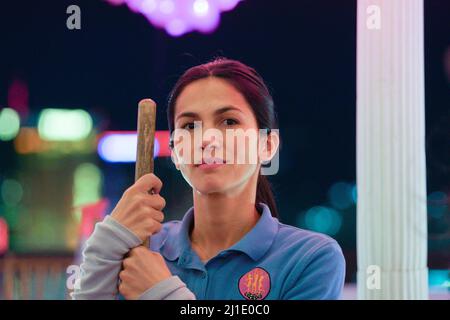 ELODIE YUNG dans LE NETTOYAGE LADY (2022), réalisé par JON AMIEL.Crédit: Fox Entertainment / Warner Bros. Télévision / Album Banque D'Images