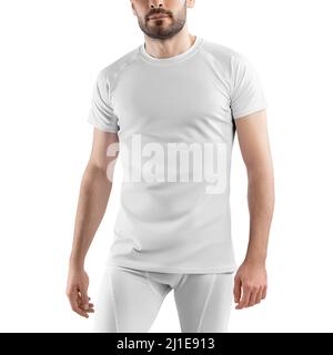 Maquette d'un ensemble t-shirt et pantalon blanc sportif pour homme. Modèle SPORTSWEAR isolé sur fond blanc. Banque D'Images