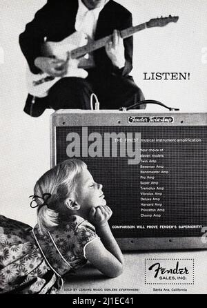 Une annonce de 1959 pour les amplificateurs de garde-boue de tous types. FOM l'intérieur d'un magazine de musique. Banque D'Images