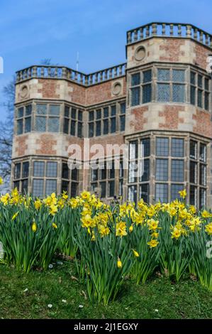 Astley Hall, Chorley au soleil du printemps. Photo de Paul Heyes, mardi 22 mars 2022. Banque D'Images