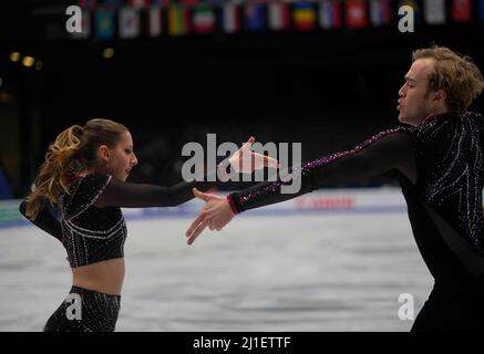 Stade Sud de France, Montpellier, France. 25th mars 2022. Sasha Fear et George Waddell du Royaume-Uni pendant la danse sur glace par paires, Championnat du monde de patinage artistique au Sud de France Arena, Montpellier, France. Kim Price/CSM/Alamy Live News Banque D'Images