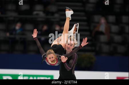 Stade Sud de France, Montpellier, France. 25th mars 2022. Sasha Fear et George Waddell du Royaume-Uni pendant la danse sur glace par paires, Championnat du monde de patinage artistique au Sud de France Arena, Montpellier, France. Kim Price/CSM/Alamy Live News Banque D'Images