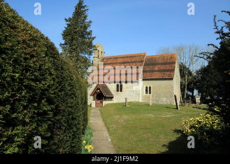 Vue sur l'église St Pancras sur Church Road, Coldred, Douvres, Kent, Angleterre, Royaume-Uni Banque D'Images