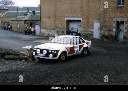 Bjorn Waldegard (SWE) Hans Thorszelius (SWE) Toyota Celica GR4 Toyota Team Europe Banque D'Images